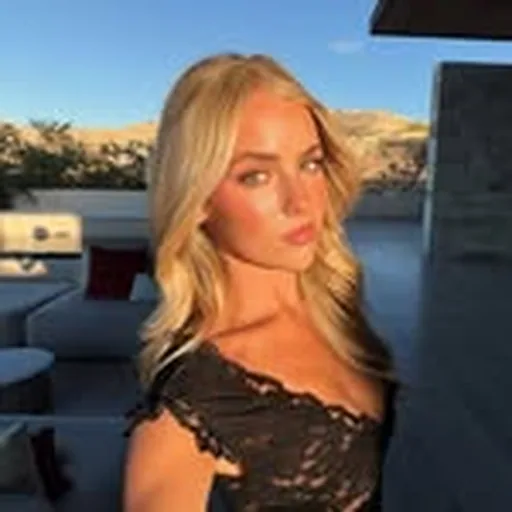 @hannahstjohn profile image