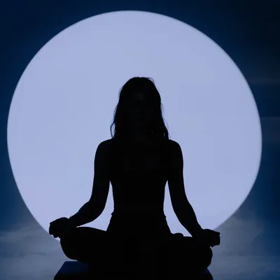 @healwithleah profile image