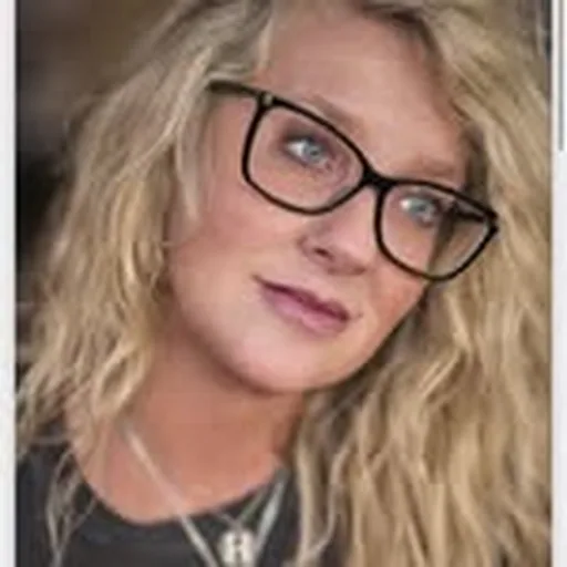 @heidijhale profile image