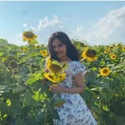 @hennabytrina profile image