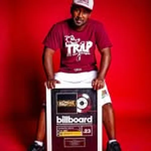 @hennyholyfield profile image