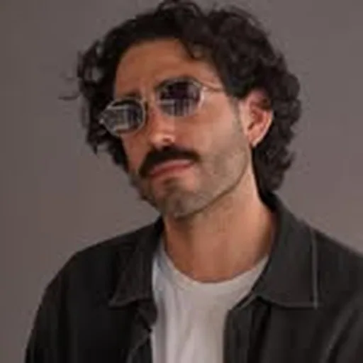 @hi_milio profile image