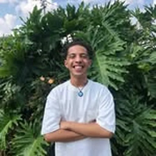 @highteen_ profile image