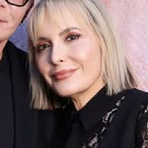@hilaryshor profile image