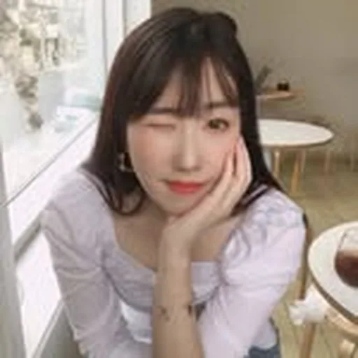 @hkii_b profile image