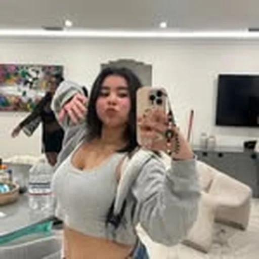 @hola.pauu profile image