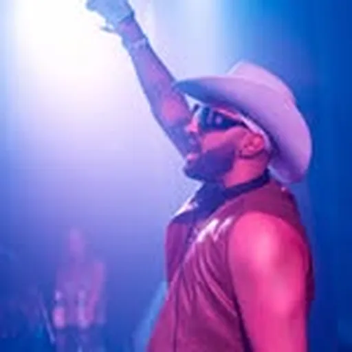 @hollywoodtramp profile image
