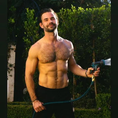 @hommesandgardens profile image