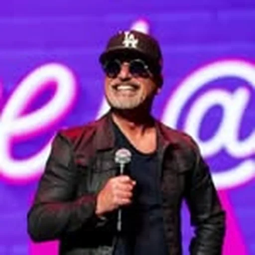 @howiemandel profile image