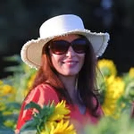 @hungryjetlagged profile image