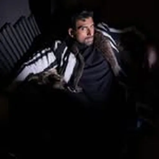 @iakshaydogra profile image