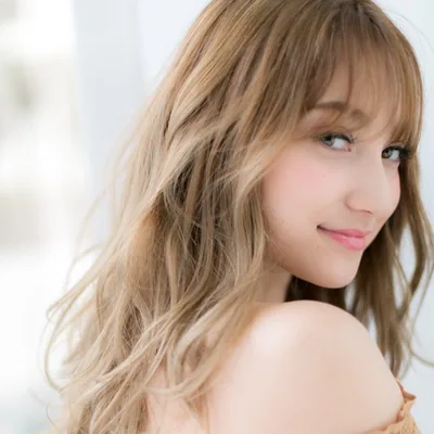 @iam_tinachloe profile image