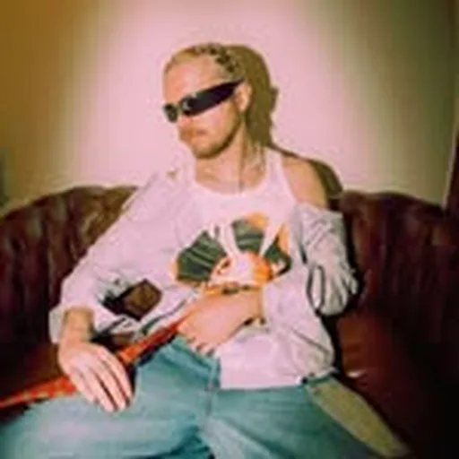 @iambeathoven profile image