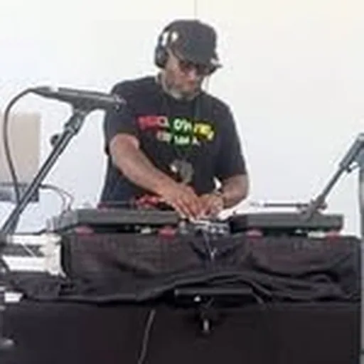 @iamdjskno profile image