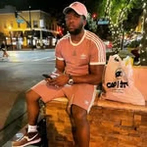 @iamjamesessien profile image