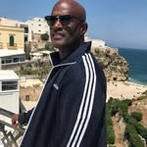 @iamkennyleon profile image