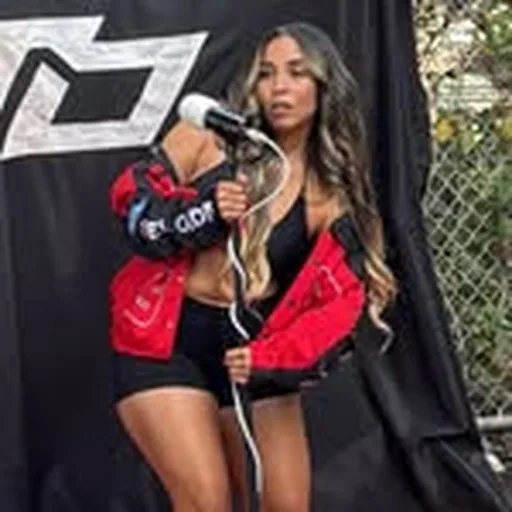 @iamliaaxx profile image
