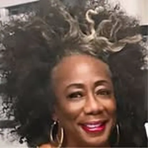 @iammamarobyn profile image
