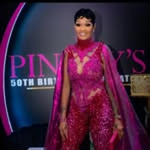 @iampinkeyy profile image