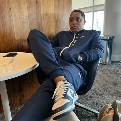 @iamthad_ profile image