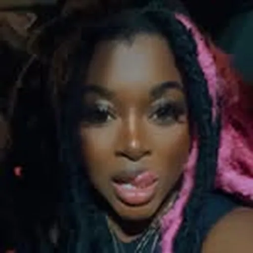 @iamzakiyaasha profile image