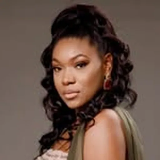 @ilovemona_li profile image