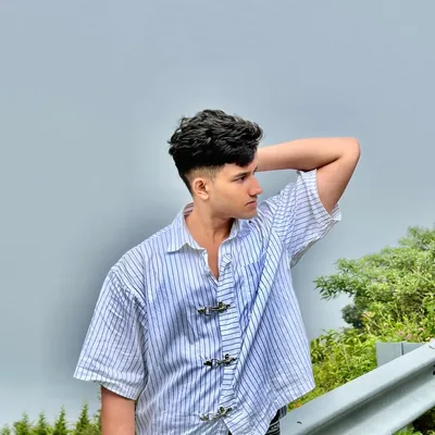 @improvewith_aman profile image