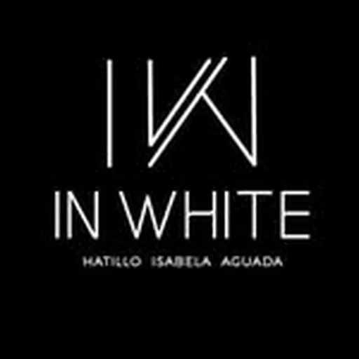 @in_white_boutique profile image