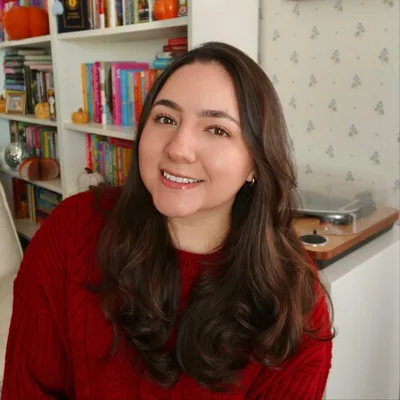 @intothecozycorner profile image