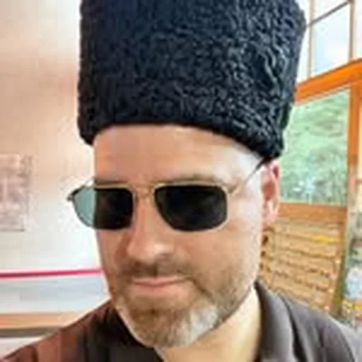 @ionbanari_ profile image
