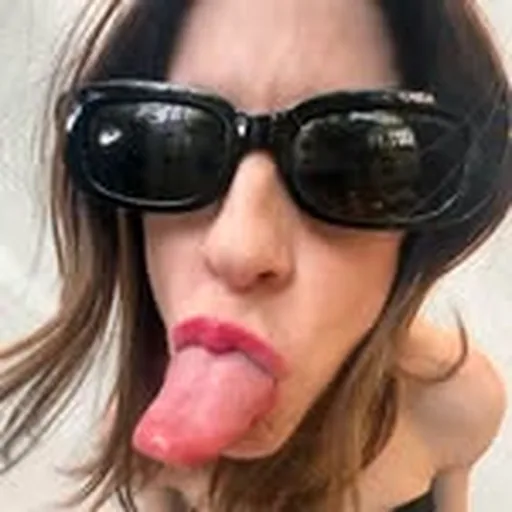 @ireneazuela profile image