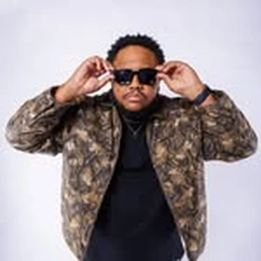@itsdjsms profile image