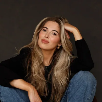 @itsheylaine profile image