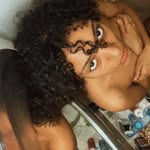 @itskaze_ profile image