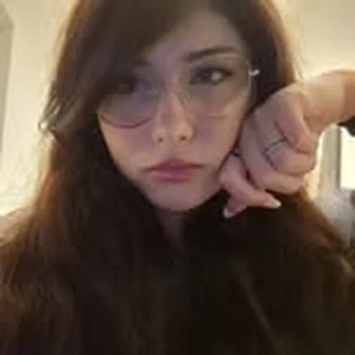 @itsmahluna profile image