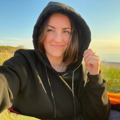 @itsnicolejarosz profile image