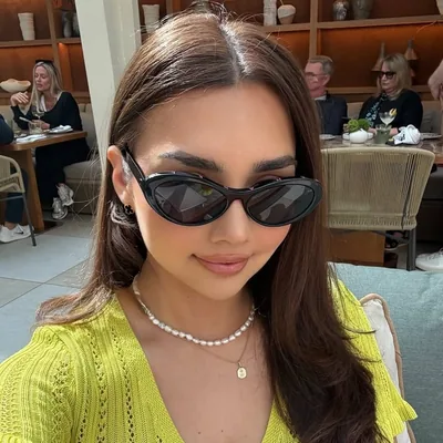 @itsrona.am profile image