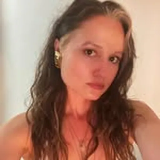 @iulia_matei profile image