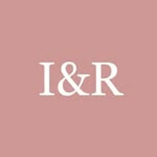 @ivyandrosevintage profile image