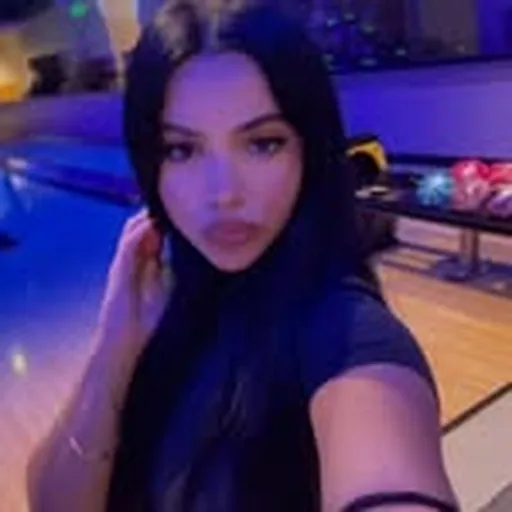 @ivyroz profile image
