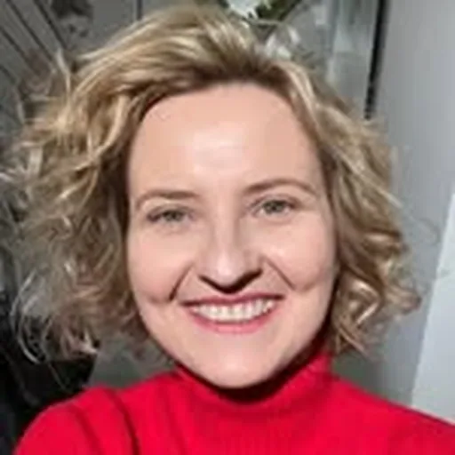 @iza_kuna profile image