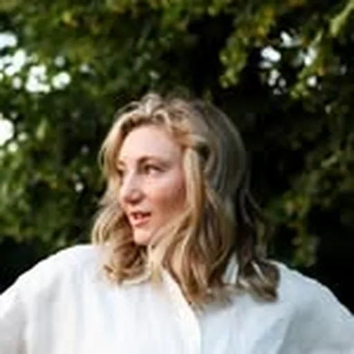 @izzyvanhall profile image
