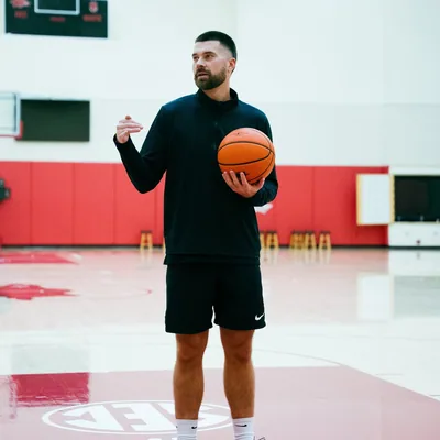 @j.coophoops profile image