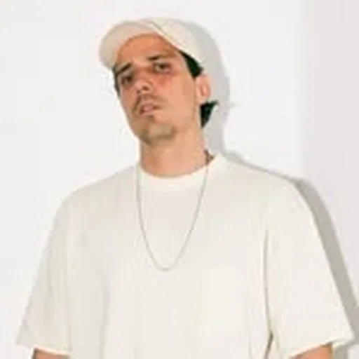 @j.kordel_ profile image
