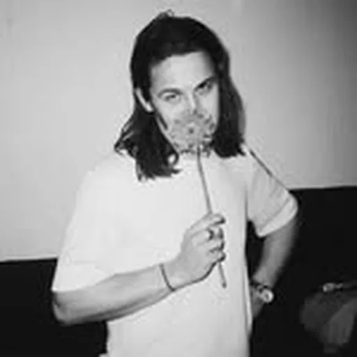 @j.lloyd profile image