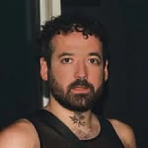 @j_eden profile image