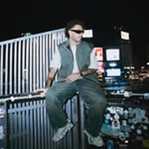 @j_x_x_x_o_ profile image