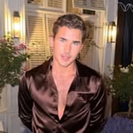 @jackmuscatmakeup profile image