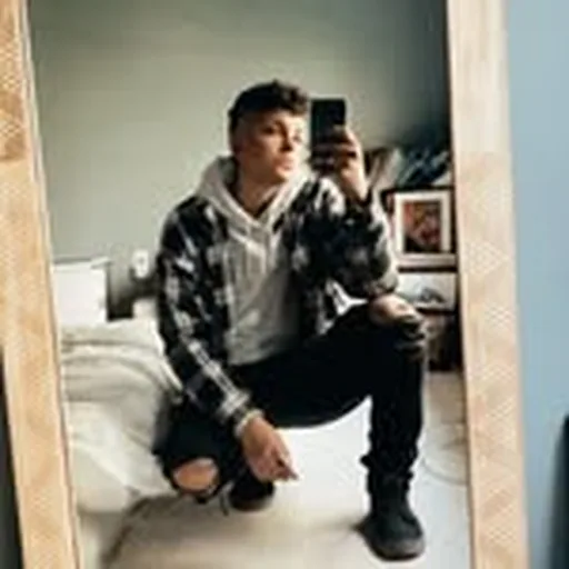 @jacue_ profile image