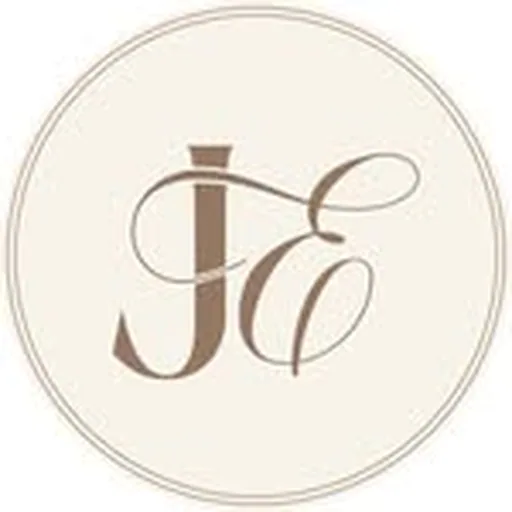 @jadeelladesigns profile image